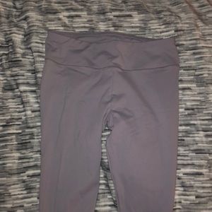 Danskin purple leggings